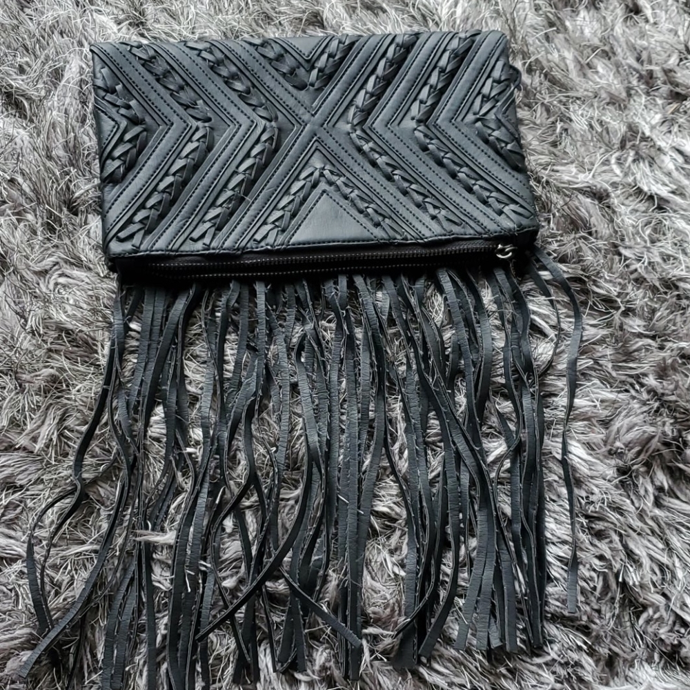 🔷️Clutch By BcbgGeneratio🔷️